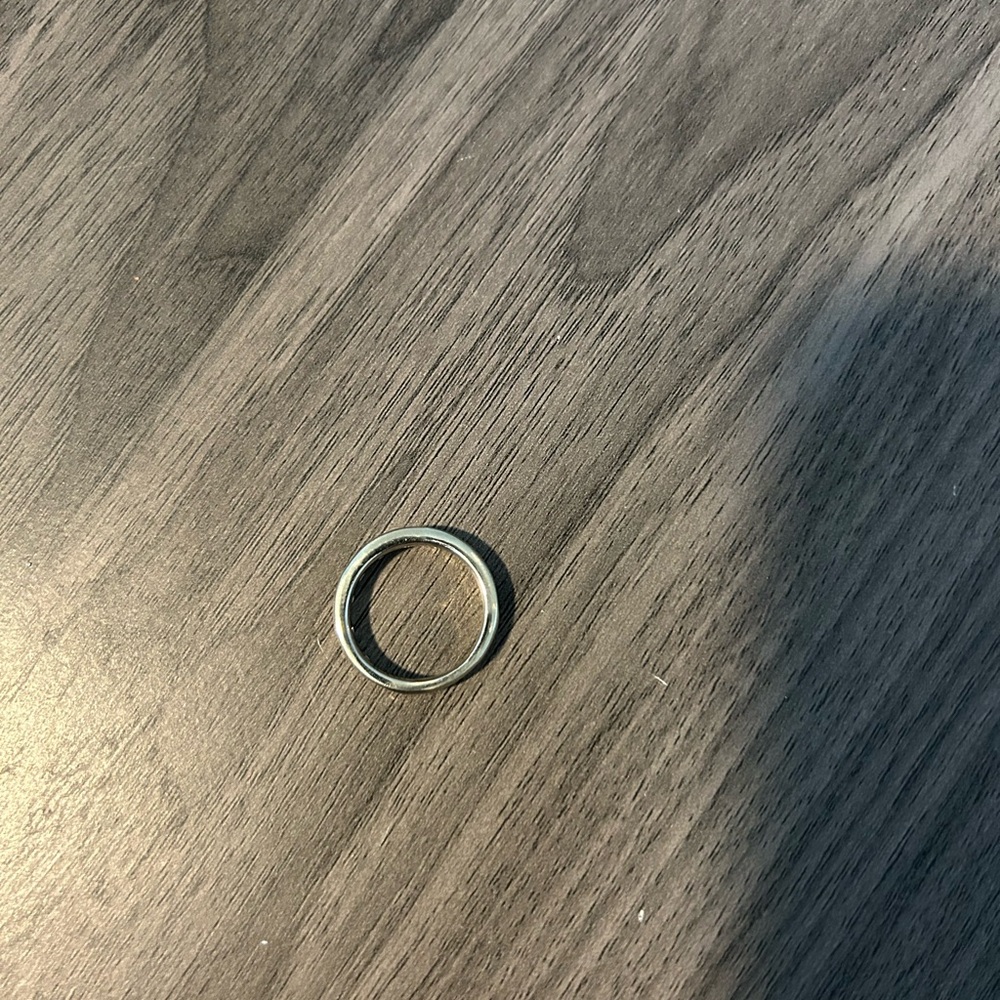 Stunning 14KT white gold custom made diamond band - Picture 4 of 7